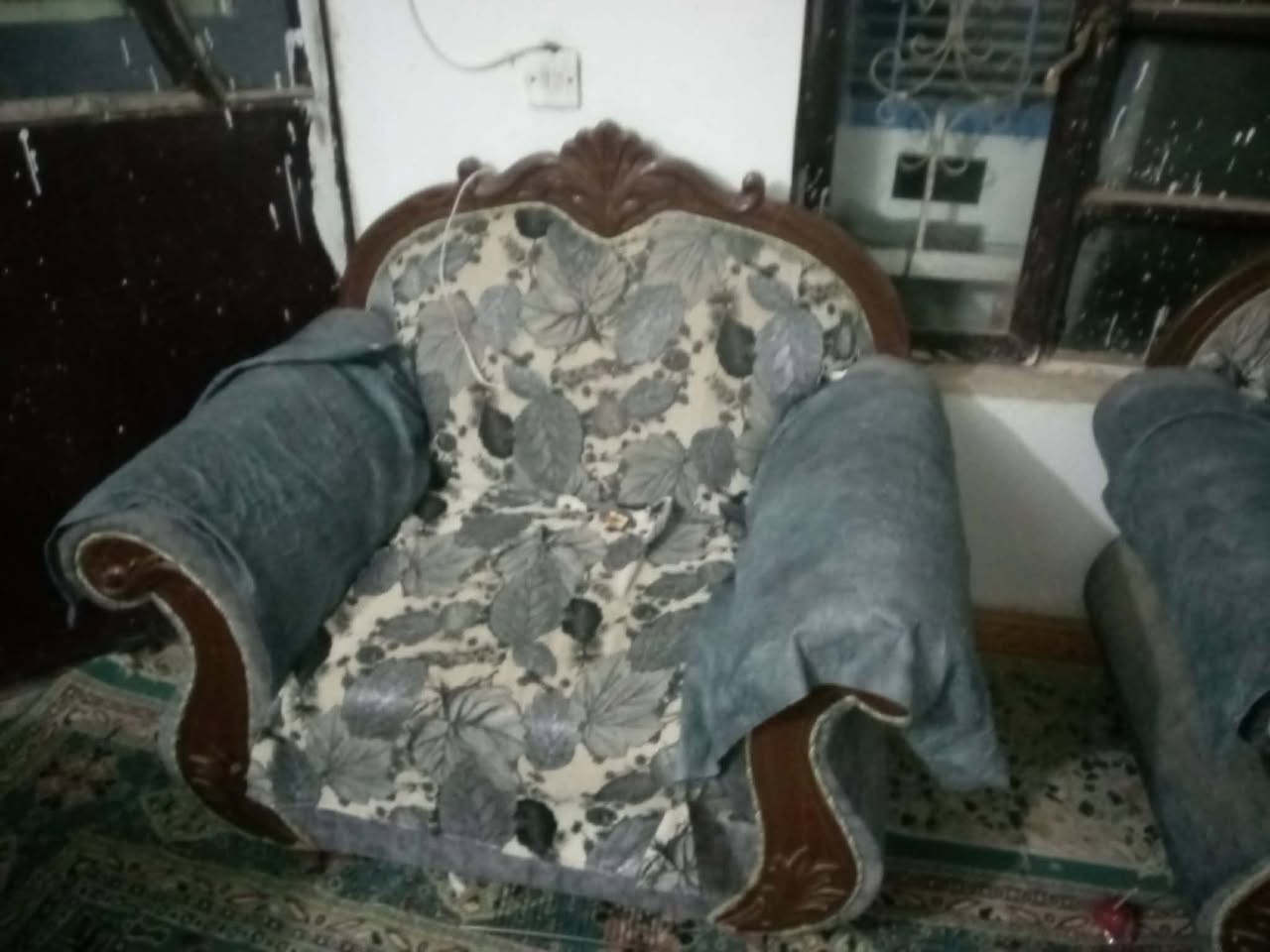 بيع مستعجل  
تخم 10 مقاعد للبيع 
السعر 350 وبيع مجال للشراي 
العنوان بغداد كميره


**إذا كنت صاحب هذا الإعلان وتريد حذفه لأي سبب، رجاءا أرسل رسالة إلى الدعم الفني**