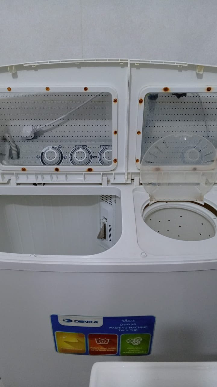 غساله اي ضرر مابيه جديد وماداخله تصليح ابد 
مكفوله من كلشي نوعيته دنكا حجمه 13كيلو سعره 140بيه مجال 
اتصال ع راعيهه 
***********
