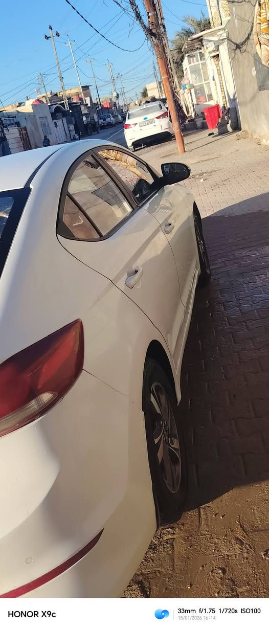 النتره 18 خليجي محرك ٢٠٠٠على شرط كير حداديه كلها جديده ستوها صاعده هزه بيها ٣قطع رقم نكليزي بسمي وسنويه اصدارها 2026/1/19 رقم مثنئ مكانها نجف سعرها 125 وبيها مجال ***********
