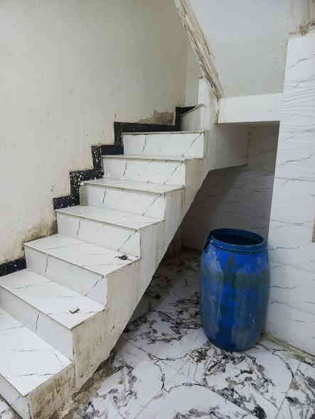 متوفر مشتمل ٥٠ متر منطقة الدوانم قرب جامع كرطان الكبير 
طابو زراعي سند ٢٥ 

بيع مستعجل السعر ٣٧ مليون 
متوفر لدا مكتب ياسر ابو عمار 
***********
