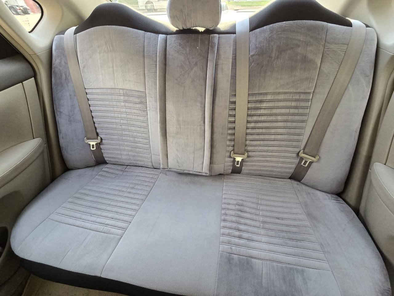 سنترا 2016 خليجي
محرك 1.6 
سنوية لحد شهر 6 سنة 2027 
124 الف ماشية 
مابيها لا صبغ ولا بارد 
بس بيها دوسة المؤشرة بالصورة
$السعر 115
***********
