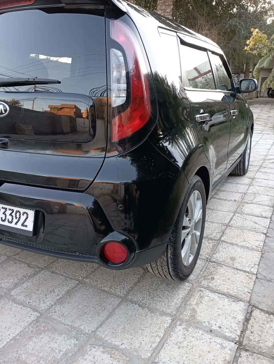 كيا صول 2016رقم بغداددولي بسمي حادثه البنيدوصور الحادث مرفق بالمنشور  مكينه 2000شاشه كامره حساس خلفي سياره جاهزه مابيه اي نقص السعر110مكاني بابل موبايل ***********
