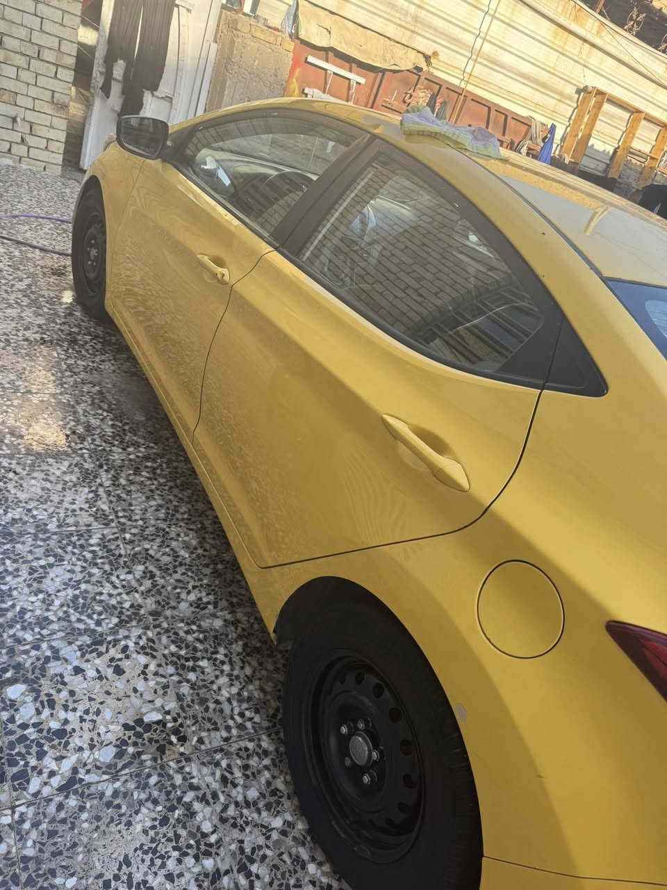 النترا ١٣  مكاني مدينة الصدر  سعر ٩٢   كلشي موضح بالمنشور حادثها. بابين معمرات نفسهن و سونر موجود يمك شوفه وخابر  ***********
