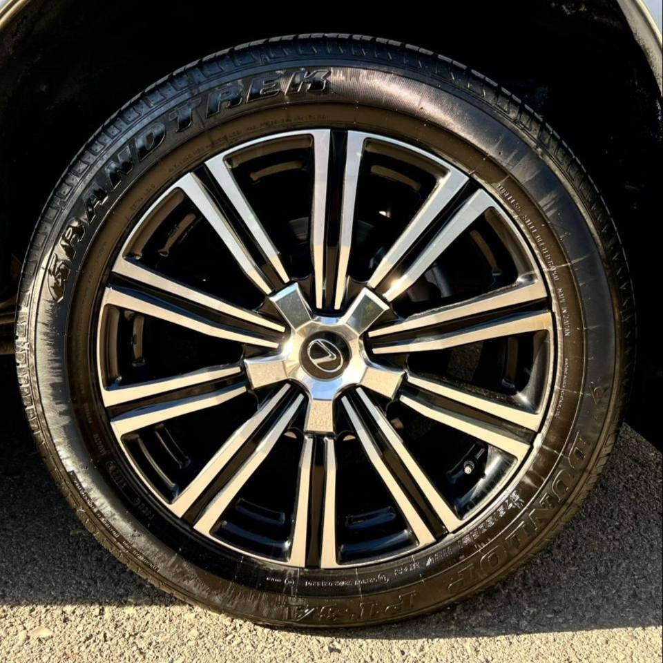 لێگزز ‏ 2018 مواسەفات Lx570  
خلیجی برێمی دەرەجە یەک
سوپەر سپۆرت
 قەپات مواسەفات
٩٠٠٠٠ کم ڕۆشتووە
فول مواسەفات
ناو قەیسی
تایە و باتری و هەموو شتێکی تازەیە
کامل سێرڤسی بۆ کراوە
هەموو گیانی بەشەرت هیچی پێوە نیە 
سەنەوی تازەیە و تەحویل و غرامە بە شەرت

سـعـر : لە کۆمێنت داوابکە ڕاستەوخۆ بۆت دێت 📥 

گێر و مەکیەنەی بەشەرت 
هیچ کێشەیەکی تێدا نییە 

ژمارەی خاوەنەکەی 
***********
