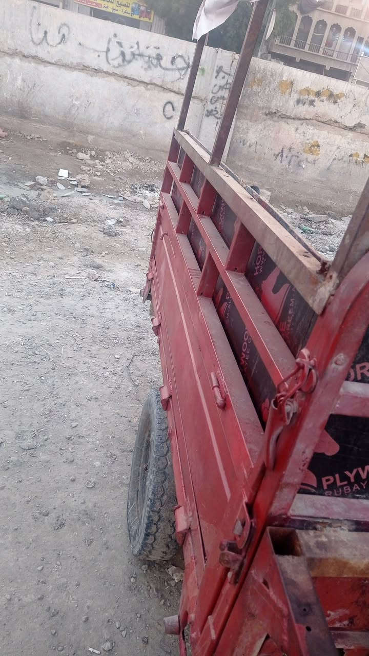 سلام عليكم ستوتة موديل 2015 مكينة بل جيس صار 3تيام من شادهة تايراتهة نضيفة بديهة كلش نضيف ستوتة خير من اللة مال شغل اوراقهة كاملة اصولية  مليون وربع وبيهة مجال العنوان بغداد  
*********** بس هاذة كلوب لكدام جيب كلوب وشدة ضفيرتهة كلهة شغالة جديدة
