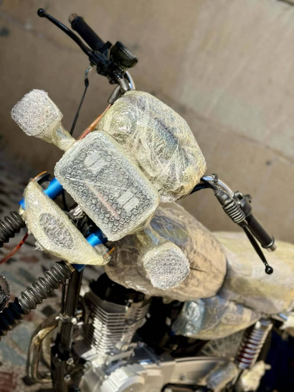 اسلام عليكم/ 🐦‍🔥مكلف بل نشر🐦‍🔥 //دراجه 2025 / للبيع سعر 825 وبيها مجال/ رجائا لموشراي لا يتعبني 🐦‍🔥💙لون  💙
          
                          ☎️📞*********** //
