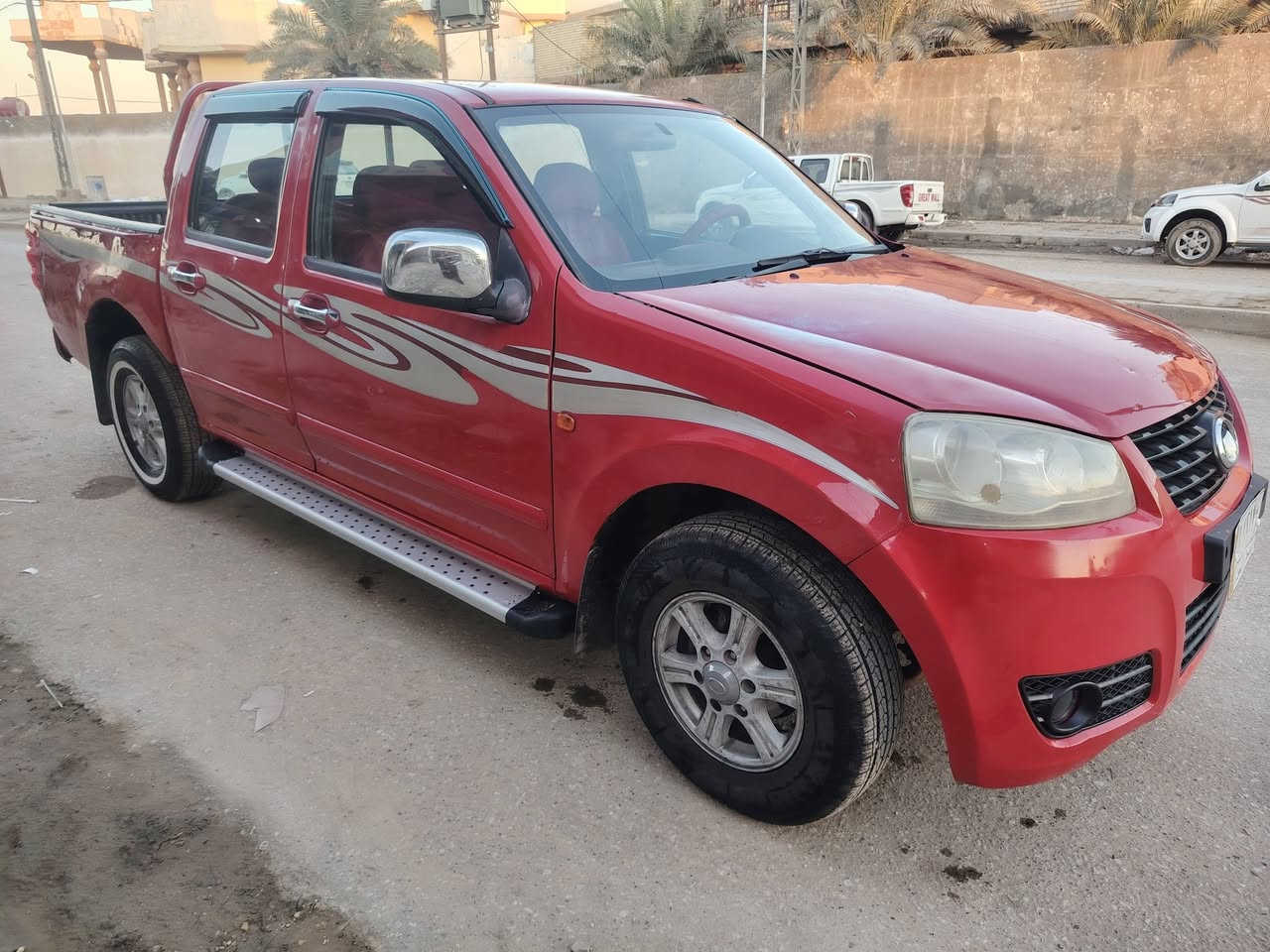 سلام عليكم كريت ويل موديل 2013 مكفولة كفالة عامه رقم واسط تحويل مباشر سنويه مجدده 2027 كير محرك حداديه جديده تخم تاير جديد السعر 67 وبيها مجال اتصال *********** العنوان الديوانية
