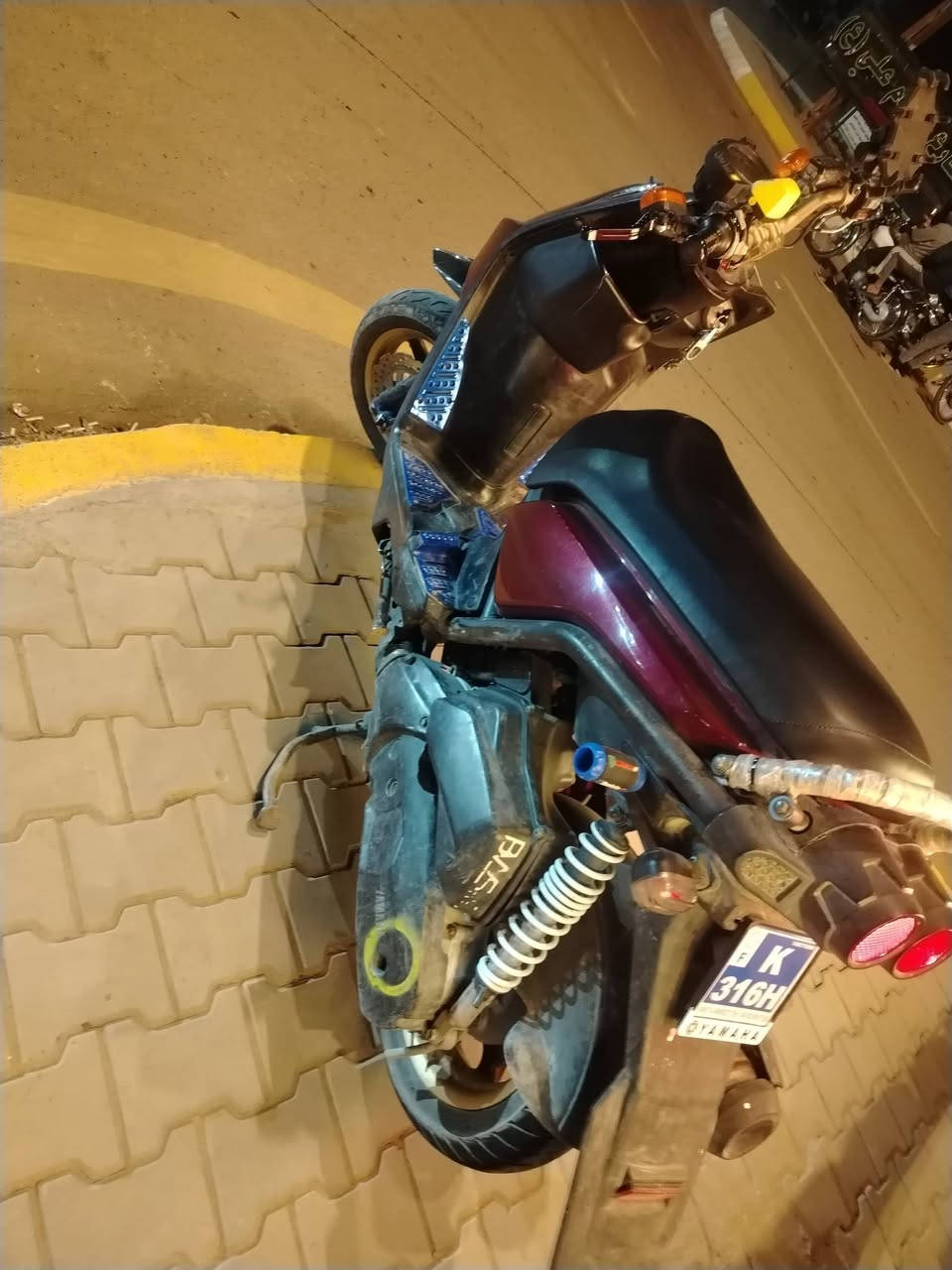 السلام عليكم
سكنس جبلي حديثة
دراجة مكفولة كفالة عامة
محرك ما مفتوح
مكاني ديالى كنعان
السعر مليون وبيها مجال حك الجية
***********
