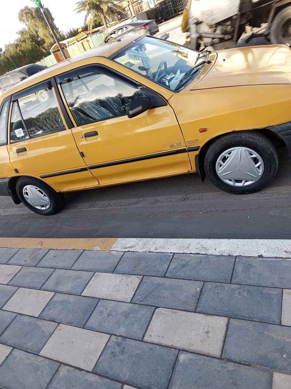 سايبا موديل 11نضيفة كلش تبريد وية السويج مصفرة هيئة وغرامة وصاحبهة موجود يريد تحويل سيارة مال بيت ممشتغل بيهة امراوس بدمعة اوتوماتيك بغداد المشتل 
***********
