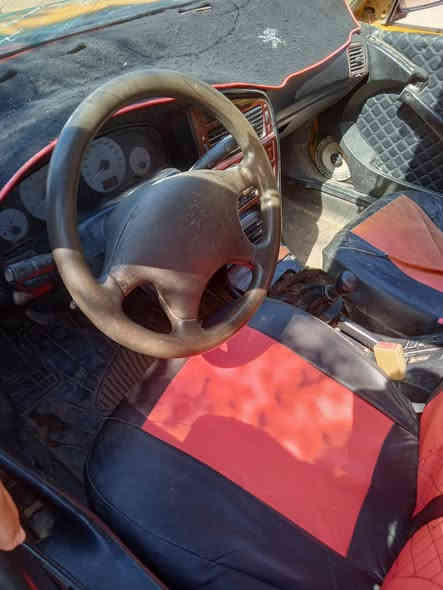 سلام عليكم بيجو بارص مديل 10 مكينه وكير وحداديه وتخم تاير مصفره هيأ وغرامات سعرهه ب12 للستفسار التصال عله الرقم ***********
