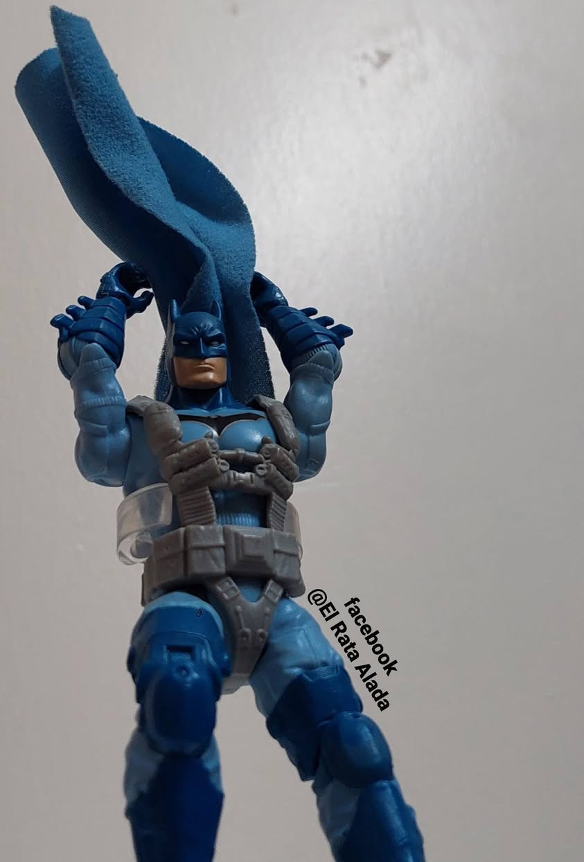 نرجع #posingsunday بعد انقطاع مع أحدث إضافتين لمجموعتي لباتمان. باتمان الأزرق و رمادي و 'Night Hunter Batman' من مجموعة Batman Missions من شركة Mattel.


**إذا كنت صاحب هذا الإعلان وتريد حذفه لأي سبب، رجاءا أرسل رسالة إلى الدعم الفني**