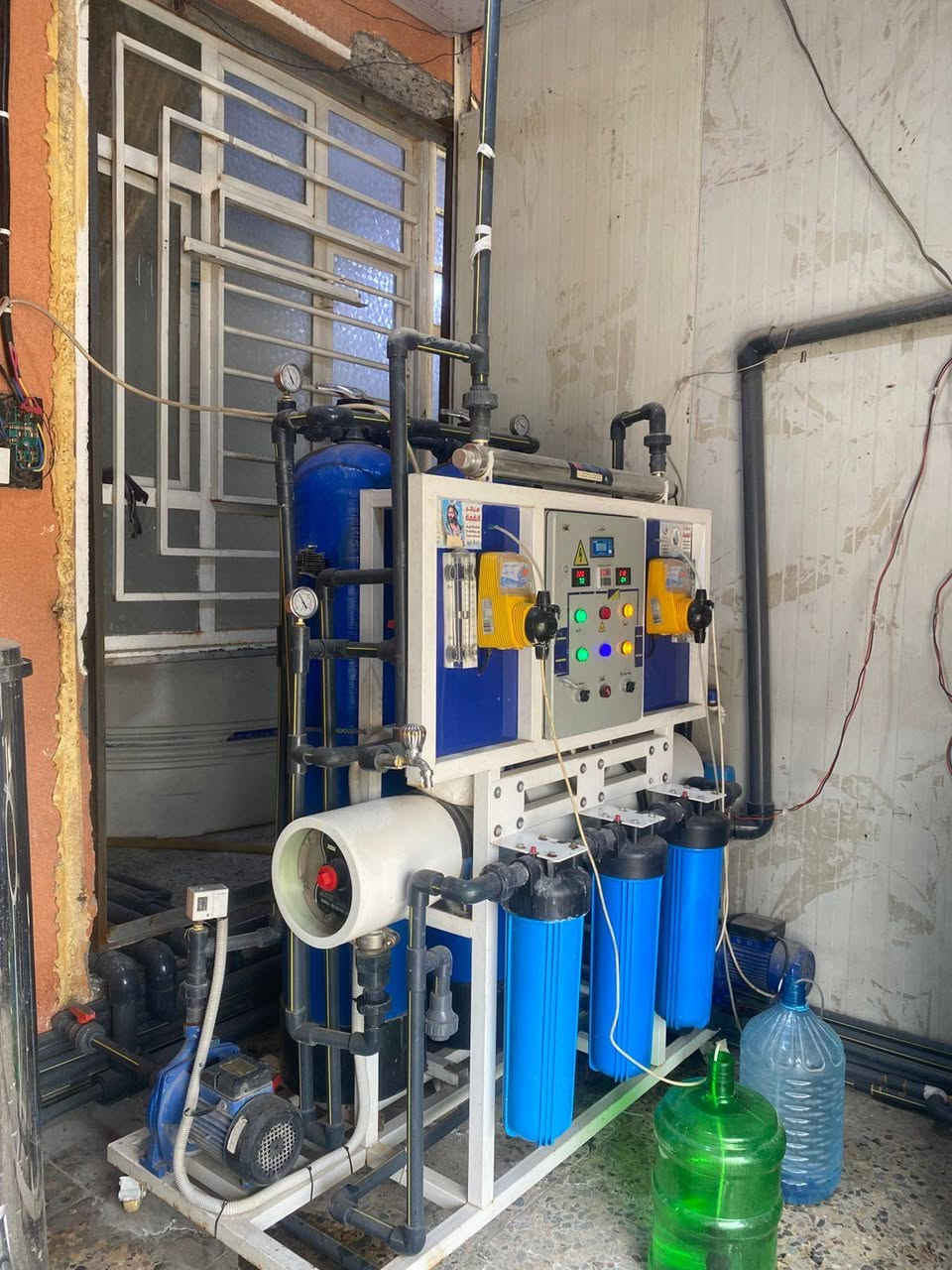 سلام عليكم رمضان كريم
محطه ام 1000 دوزن يطالي محطه بعده جديده صارله عندي 5 اشهر محطه فول اوتوماتيك  الإنتاج 1000 بل ساعه المطورات دوزن يطالي الاملاح 4  
رقم الهاتف. ***********
