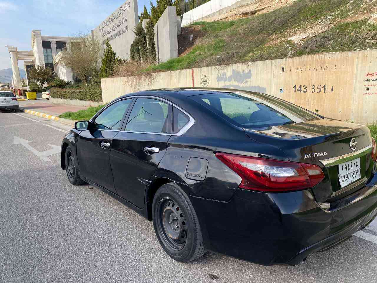 ***********
نیسان ئەڵتیما مۆدێل 2018 بەصمە شغال کامێرە گێڕو مەکینەو تەبریدی بە شەرت تەحویل و غەرامە بە شەرت پێش و دوای داعمی نیە چەن پارچەیەکیشی بۆیاخ نیە من بە کامل بۆیاخ ئەیفرۆشم سعری 95 وەرەقە و معامەلەیەکی کەم السليمانية, العراق
