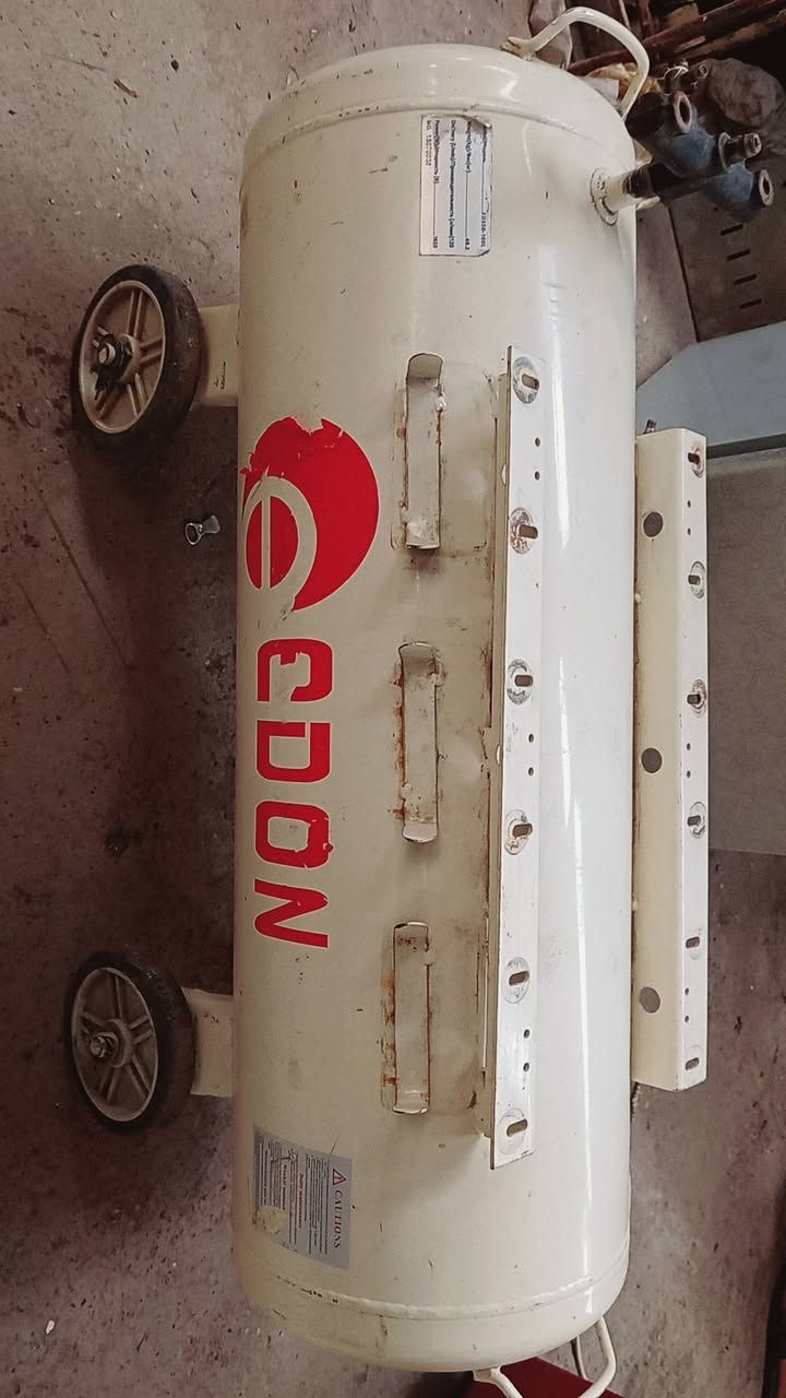 بطل هواء الحجم وسط السعر ٤٠ الف للاستفسار ***********
