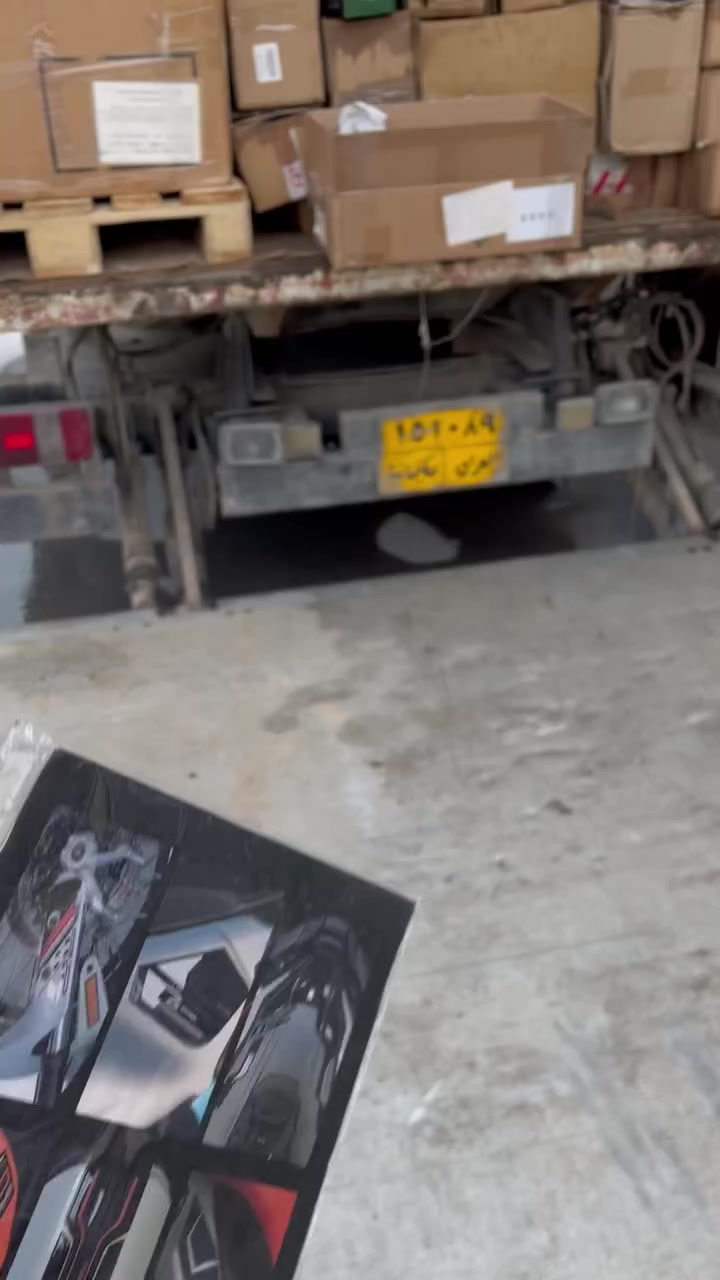 🔥 بشرى سارة لجميع أصحاب الدراجات النارية! 🔥
هل تريد تمييز دراجتك وجعلها فريدة من نوعها؟ هل تبحث عن معدات "بالة أوروبية" أصلية بنصف سعر السوق؟
ابتداءً من ليلة 14/2، سنكون معكم يومياً في تمام الساعة 11:30 مساءً في بث مباشر (Live) لعرض تشكيلة مميزة من البضائع الأوروبية الأصلية:
✅ خوذ سلامة (Helmet): جودة عالية وماركات عالمية أصلية.
✅ قفازات ودرع حماية: لسلامتك التامة والاحترافية على الطريق.
✅ شاشات GPS، كاميرات طريق، صالنصات، وصناديق.
✅ إضاءات وإكسسوارات نادرة جداً وغير متوفرة في الأسواق.
✅ والعديد من المفاجآت الأخرى...
⚠️ انتبه: أغلب القطع متوفرة بحبة واحدة فقط! الأولوية في الحجز لمن يطلب أولاً خلال البث المباشر.
📍 انتظرونا في أول بث مباشر ليلة 14/2 الساعة 11:30 مساءً.. وسنستمر معكم كل ليلة!
👤 تابعونا على تيك توك لمشاهدة البث:
🆔 TikTok: xalid_max


**إذا كنت صاحب هذا الإعلان وتريد حذفه لأي سبب، رجاءا أرسل رسالة إلى الدعم الفني**