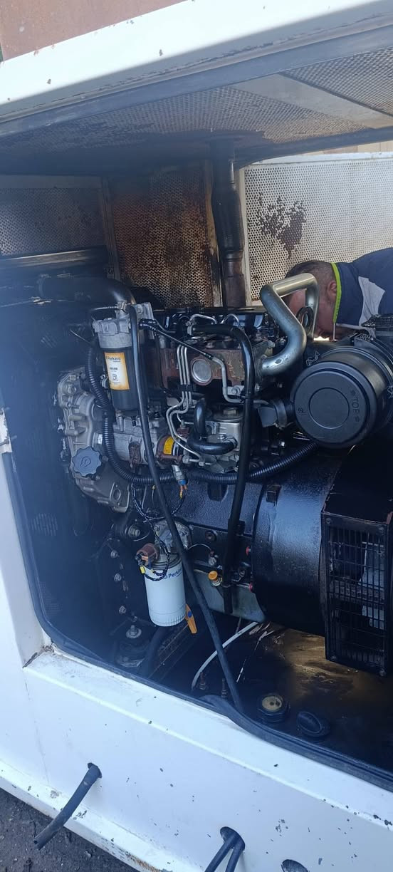 مولده بيركز انكليزي اصلي ٣بستم ٦٠ كيفي ما مفتوحة
معه تانكي ٥٠٠
مكاني نجف
لاستفسار ***********
