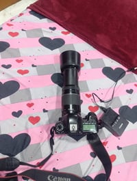 كامره كانون 6DEOS معه عدسه 75-300 سعر 550بيه مجال تصال عل رقم او واتسا...