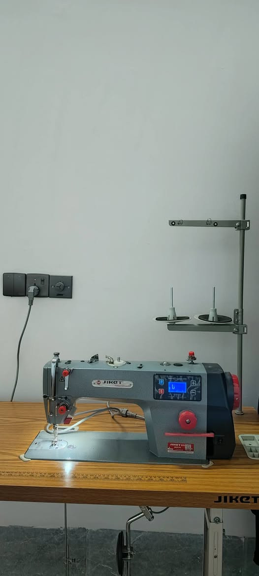 السلام عليكم
مكينه للبيع نظيفه حيل ما مستعمله نوعها جاكيت الاصلية الشراي يتصل على ***********
***********
