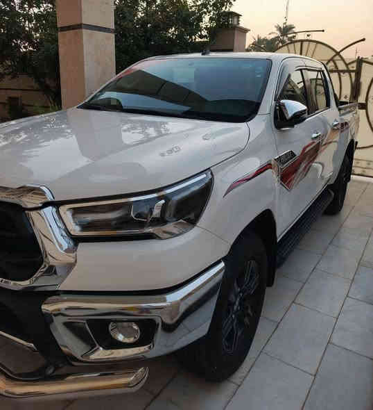 السلام عليكم 
♦️(تويوتا فورويل TOYOTA ) ساز   2023
▫️اوتوماتيك فول باب اول 
▫️السياره مكفولة كفالة عامة من جميع النواحي 
▫️رقم اربيل وكالة تحويل مضمون 

📞 الاستفسار | ***********
   《 ماشية 15 الف اخت الزيرو 》

$ السعر : 350 ورقة ... 
(3 شدات و 50 ورقة) بيها مجال بسيط حق الجية 
#ملاحظة: ( إذا مو شراي لا تتصل ولا تعلق تعليق سلبي )

⭕️ مواصفاتها : 
- مثبت سرعة
- حساس خلفي
- كاميره خلفي 
- اشارات بالمرآة
- كشافات ضباب
- كراسي تبريد تدفئه
- تبريد خلفي اصل 
- شاشه اصلية 
- حساس تاير   
- مانع انزلاق
- اربع جام اوتو
- بوري امامي بلادي 
- ارضيات (كاعيات) اصليه 
- بصمات اثنين 
- تكم ارضيه ليزري 
- تحكمات فول ستيرن 
- طفايه اصلية
- نظام زحف 
- ترحيب
- مري جانبي كهربائي 
- عدة طوارئ
- شاشة ملاحة 
- كاميرا خلفية 
- بلوتوث
- مشغل CD
- منفذ AUX & USB
- اضائة داخليه
