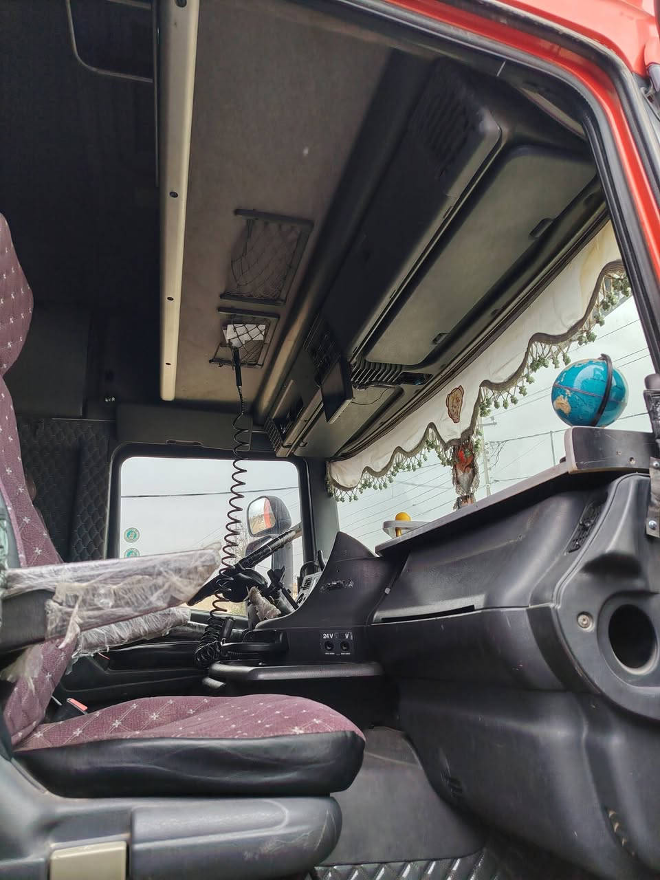 للبيع كفالة عامة ٢٠٠٣ سيارة جديدة، للستفسار *********** مكلف بنشر
