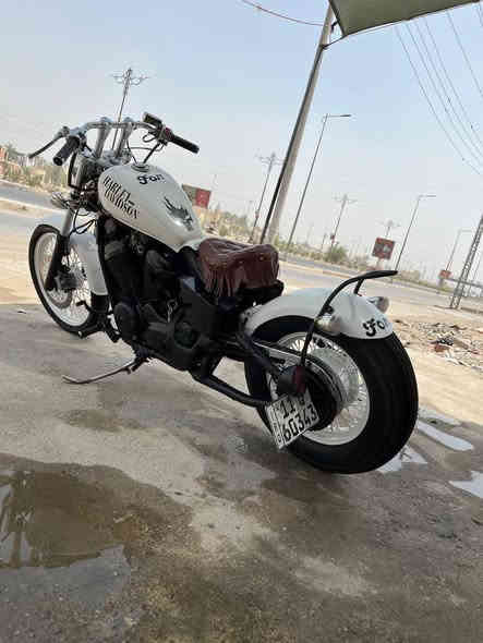 السلام عليكم
مراوس فقط ما ابيع 
هوندا ستد رقم بغداد انكليزي 

محرك و كير ذهب لا تنقيص ولا تبخير ولا صوت ولا فيلس (المحرك اخرس ) كهربائيات شغالة بس تريد شوية ترتيب دبلات امامية جديد دبل خلفي جديد الدراجة بيها شوية نواقص مراوس ب cb400 مرقم 

تواصل واتساب و فيسبوك 

***********
