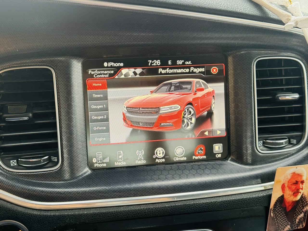 جارجر موديل 16 سياره بيها قطعتين صبغ بيبان ورا بدون تبديل بلادي بنيد تبديل لن ابو لفتحه بدون ضربه سياره سنويه جديده وكاله باسمي  ارقام جديده  كير مكينه مكفوله حداديه وتخم تاير كله جديد  كشنات تدفه تبريد حضن شاشه شفتات سرعه سعر 185 رقم الهاتف***********
