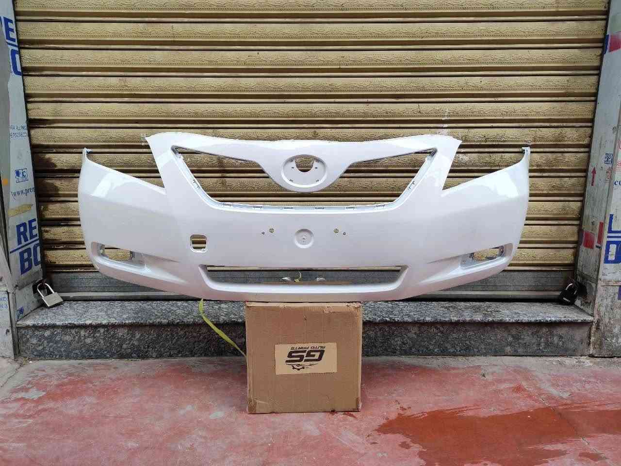 السلام عليكم 
تعلن شركة الزهراء 
عن توفر ادوات كامري 2007 / 2011 
دعاميه امامي 
دعاميه خلفي 
فول لايت 
بك لايت 
بطاين جاملغ امامي 
بطاين جاملغ خلفي 
راديتر ماء 
حاضنه مروحه 
شريط إستيرين 
درع محرك 
بروجكتر 
بغداد السنك مجمع مينا  
للاستفسار مراسله الصفحه 
او الاتصال *********** 
يتوفر توصيل للجميع المحافظات
