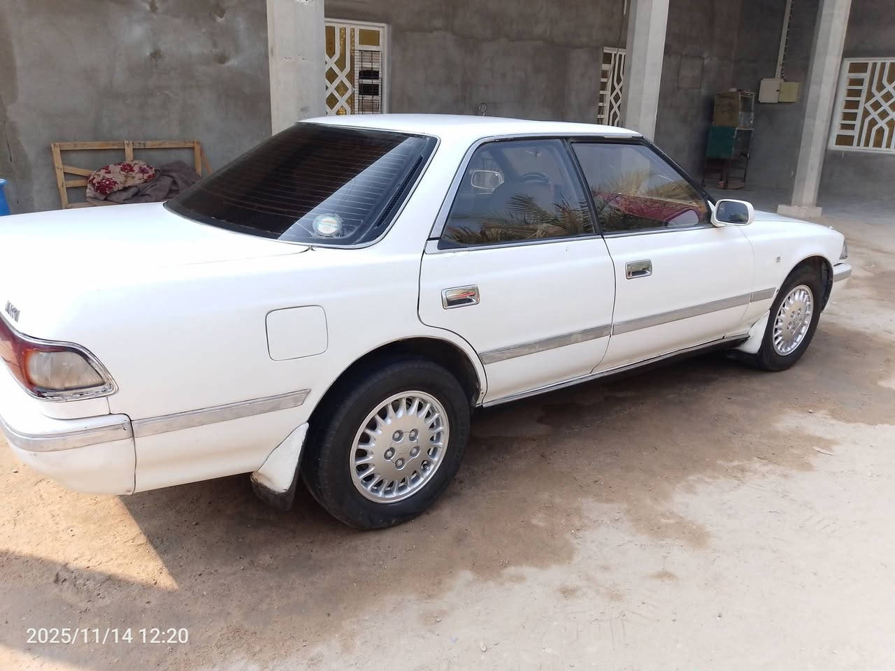 السلام عليكم سيارة مارك كصيف مكفوله من كصه ونقل جثه وعيب شرعي سيارة جاهزه مكينه وكير ونجي  وطخم  تاير باتري جديد كهربائيات شغالة رقم بصره نگليزي سنوية 29 سيارة بسمي مكان بصرة سعر 48 بيه مجال رقم ***********
