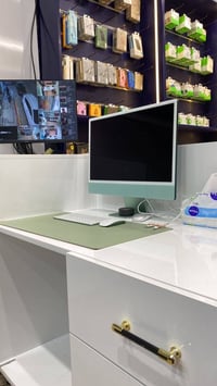 imac m3 8ram 8cpu 8gpu 512 ssd 4 th لبيع الاستفسار التواصل 07707998477