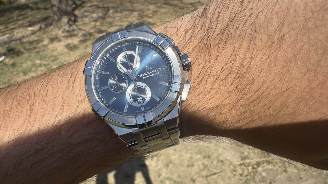 ⌚️ ساعة Maurice Lacroix Aikon Chronograph أصلية  

ساعة سويسرية أنيقة من ماركة Maurice Lacroix المعروفة بجودتها العالية.  
الموديل Aikon Chronograph بتصميم رياضي فاخر مناسب للاستخدام اليومي والمناسبات.

المواصفات:  
• مكينة سويسرية Ronda 5040.D  
• كرونوغراف (ستوب ووتش)  
• زجاج Sapphire Crystal المقاوم للخدش  
• هيكل وسوار Stainless Steel  
• صناعة Swiss Made  

الساعة نظيفة وتعمل بشكل ممتاز.  
📍 السعر: 140 دولار وقابل للتفاوض واحسب السعر على سعر الصرف 150 مو 154

للمهتمين التواصل خاص.


**إذا كنت صاحب هذا الإعلان وتريد حذفه لأي سبب، رجاءا أرسل رسالة إلى الدعم الفني**