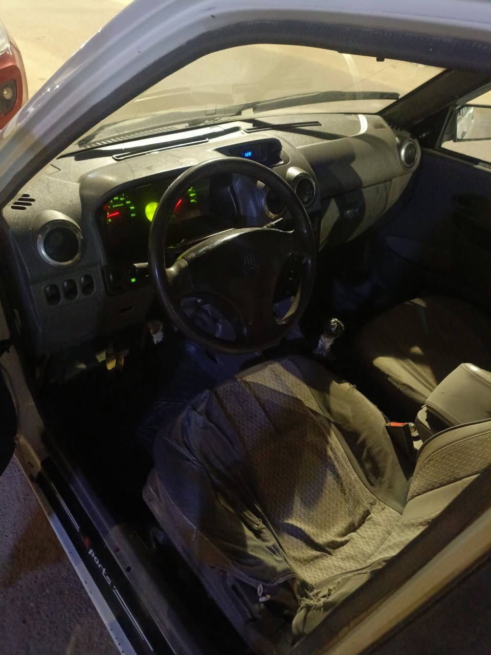 سلام عليكم سيارة سايب موديل 2014 مكينه وكير بل كرتون حداديه تخم تير حداديه جديدة سيارة جاهزة من كلشي رقم بصرة تحويل ثاني يوم سعر 23بيه مجال ستفسار *********** مكان سيارة البصرة حي الحسين
