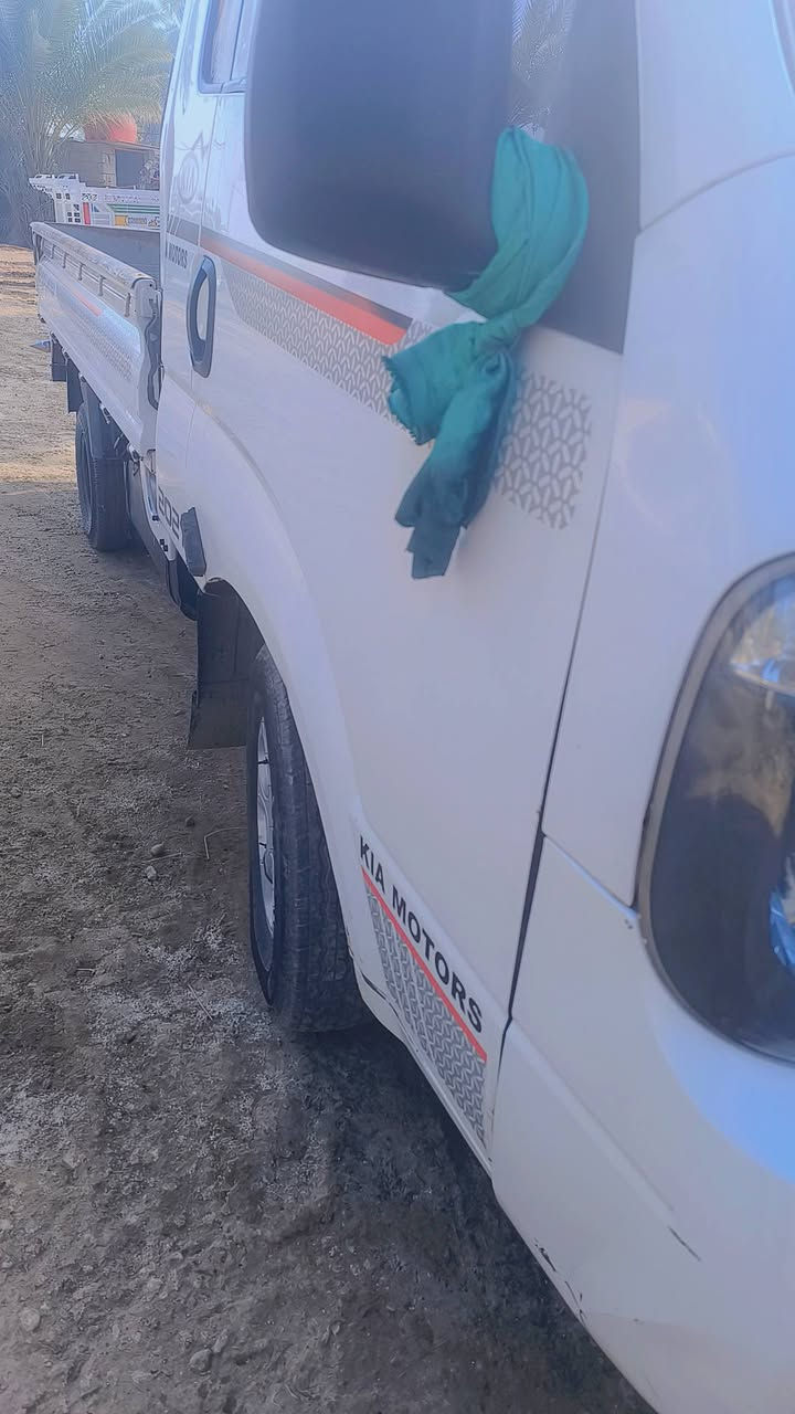 للبيع موديل 14 رقم انكليزي واسط مكفوله كير اكسل مكينه حداديه جديده دوشمه جديده قطره خياس ماكو كله شركه ***********
