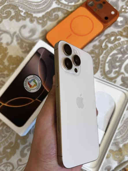 16 برو ماكس ..شرق اوسط
 
جهاز كفاله شرط ع وضع الشركة شخط مابي..

نظافه 100% …بطارية 100% ..ذاكرة 256

داخل الضمان الجهاز .. نموذج M..AEA ماستر 
 
كامل ملحقات الاصليه .

مكاني نجف حي السلام 

السعر 1400 وبي مجال 

***********
