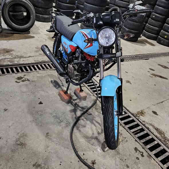 السلام عليكم دراجه شاينك زيرو جديد رقم وسنويه كربلاء دراجه كفاله عامه من كلشي تجي وتكلب  دراجه كفاله عامه 2300 وبيه مجال مكان كربلاء  او مراوس  بدايوان رقم  حسب النضافه رقم ***********
