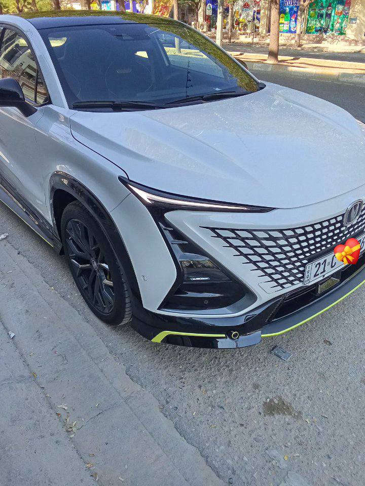 السلام عليكم سياره يوني تي مكفولة كفاله عامه موديل 2024 ماشية 3000 فول مواصفات رقم سليمانية مكان كلار للاستفسار واتساب او إتصال ***********
