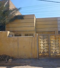 دار للبيع مساحة ١٤٠ قاط واحد الواجهة ٧متر  النزال ٢٠ متر كراج  استقبال...