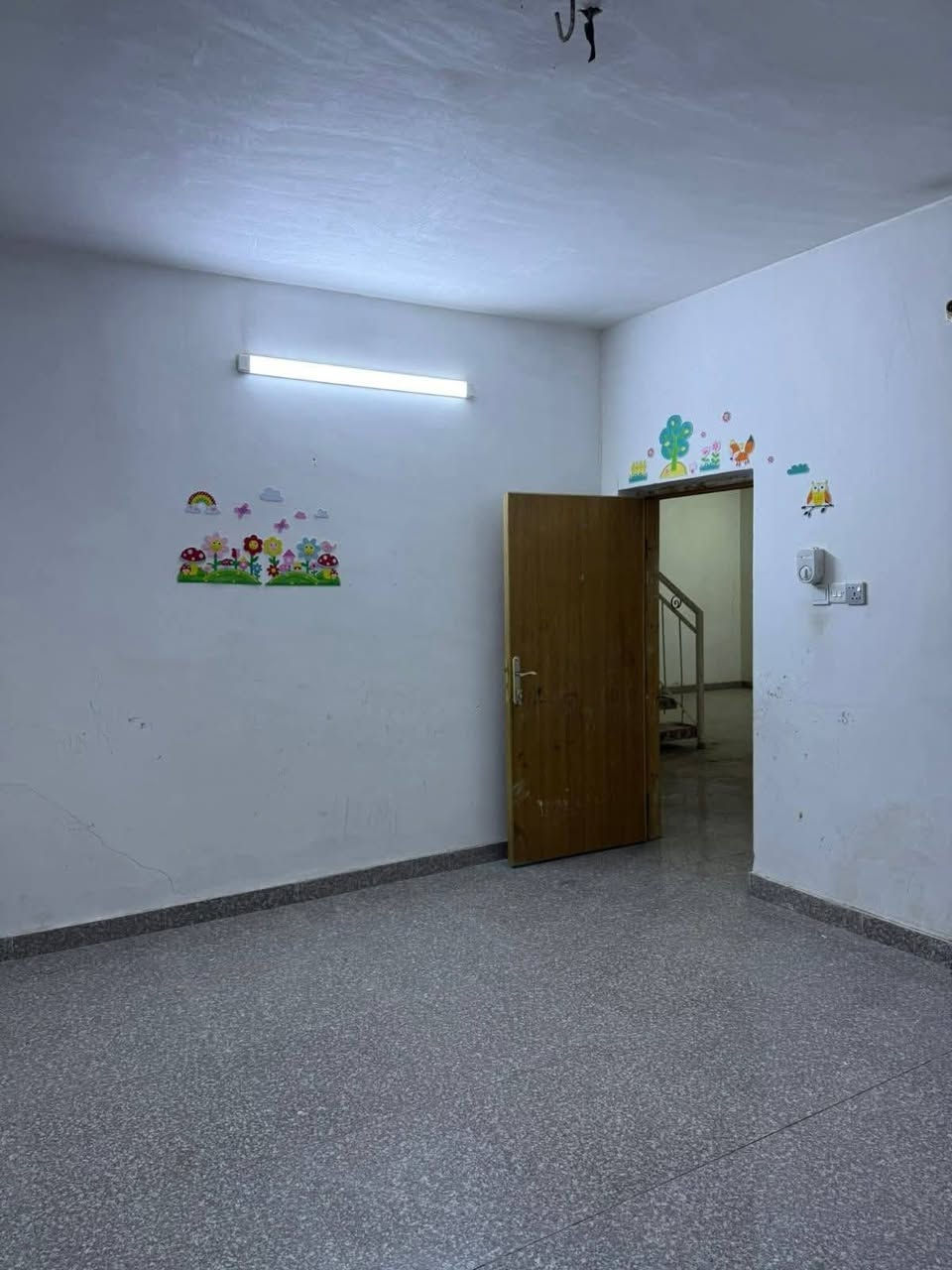 يوجد لدينا
دار الإيجار مساحة 250 متر

غرفتين كلدور استقبال مطبخ مجمع صحيات

سعر الاجار 325 الف

حله حي المهندسين شارع ام البنين قرب صيدلية القريه العالميه

للاستفسار الاتصال على الرقم ***********
