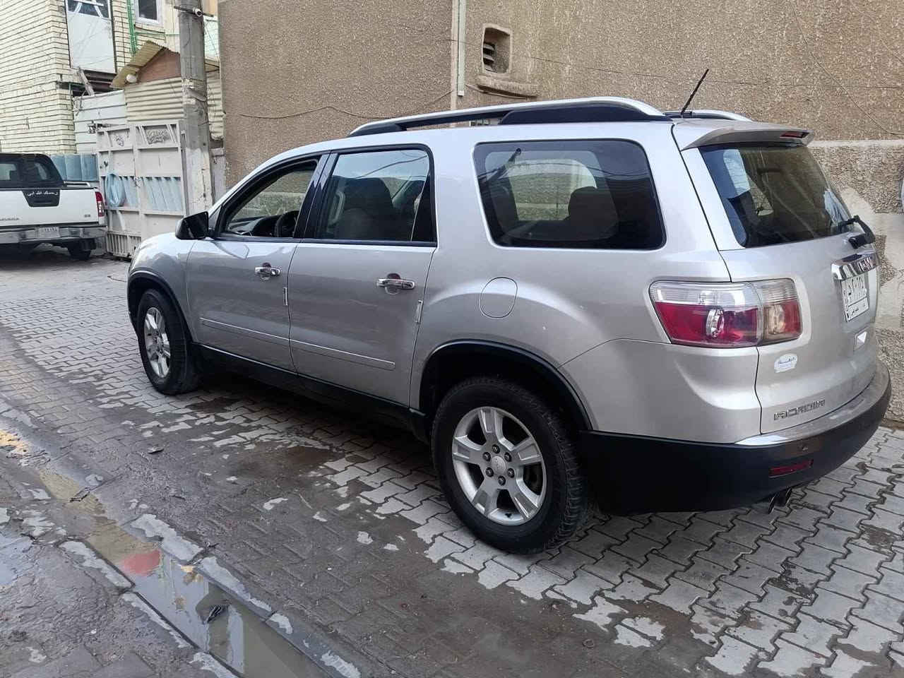 جمسي اكاديا 2010 كلين بدون حادث .. ضربة بالجاملغ خلف عكس السائق بالعراق .. السيارة جاهزة تبريد ثلج ..صندوق كهرباء.. حساسات .. كاميرا ..صدر جديد ..تايرات جدد السيارة جاهزة ما بيها نقص.. سعرها 100 ورقة رقم بغداد .. عنواني بغداد الحرية الثانية/ رقم الهاتف : *********** بغداد, العراق
