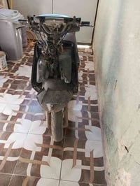 دراجه فراشه للبيع بيها خيط تبخير 225 وبيها مجال مكان حله رقم الواتساب ...