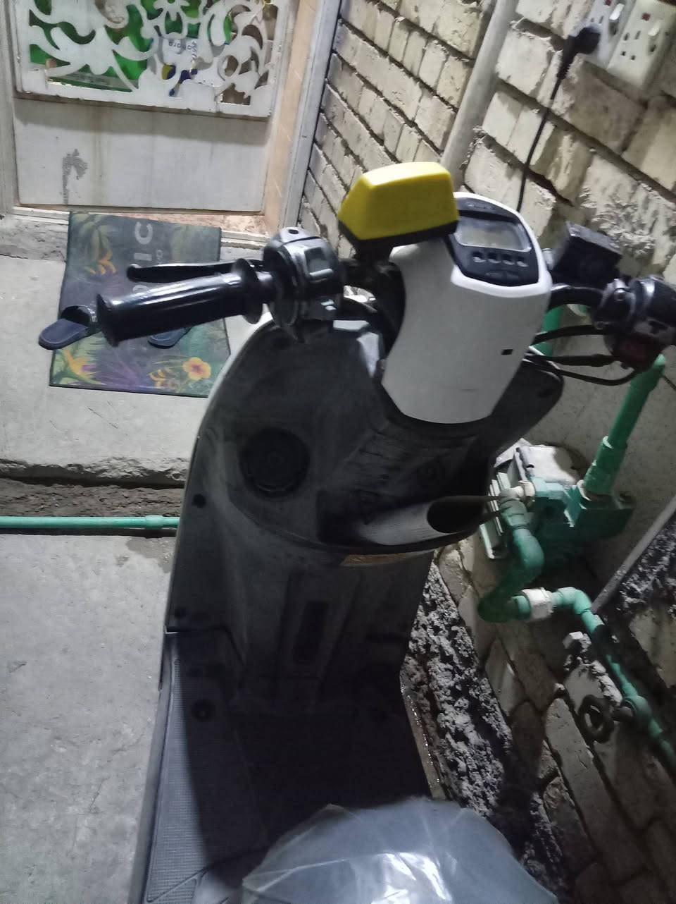 سلام عليكم ماكس بوليس للبيع نوزل فقط هاي ضربة بيه مكفولة من كلشي ب 650 وبيها مجال واتساب أو خاص


**إذا كنت صاحب هذا الإعلان وتريد حذفه لأي سبب، رجاءا أرسل رسالة إلى الدعم الفني**