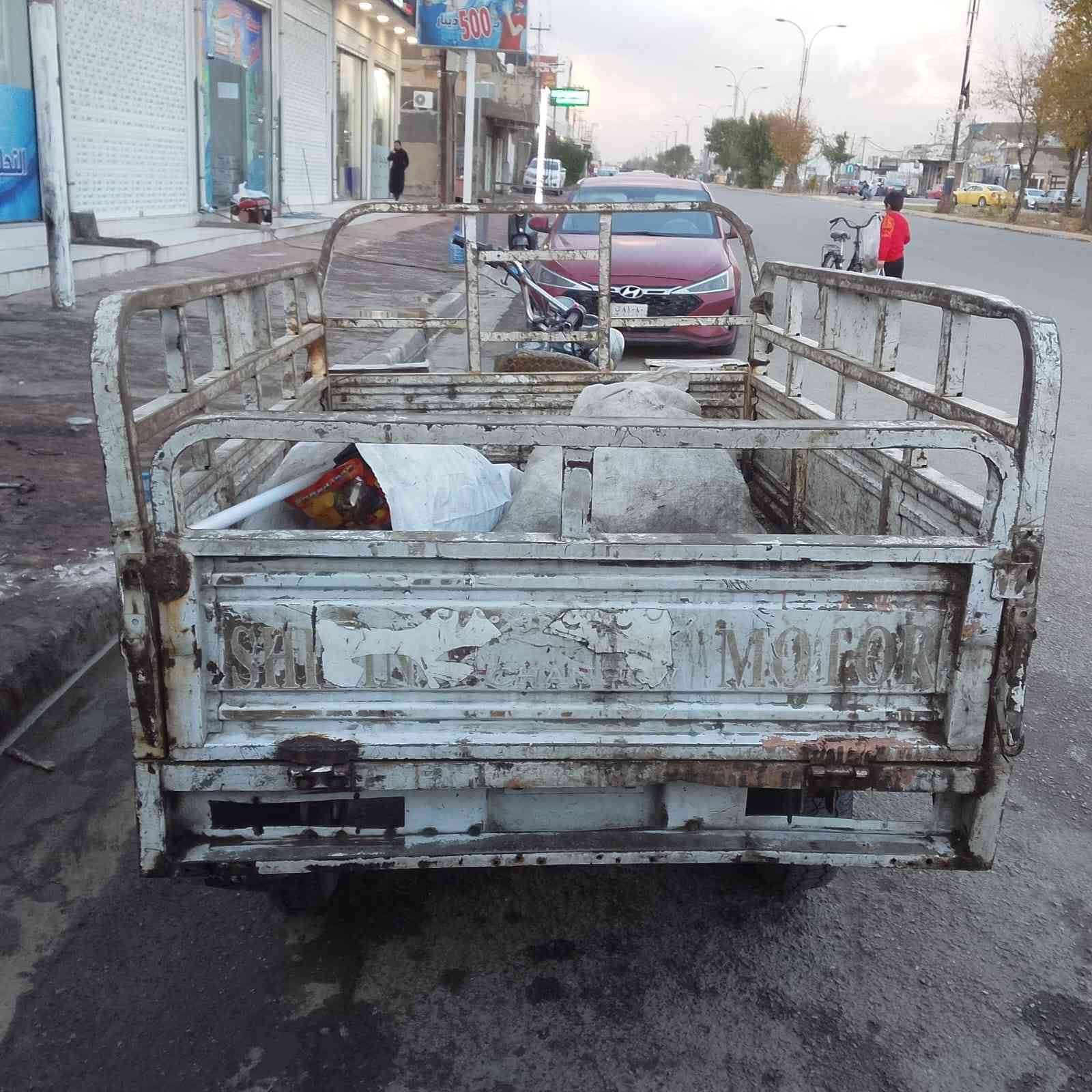 السلام عليكم شباب ستوته للبيع موديل 16 كهربائيات شغاله السعر خاص رقم ***********
