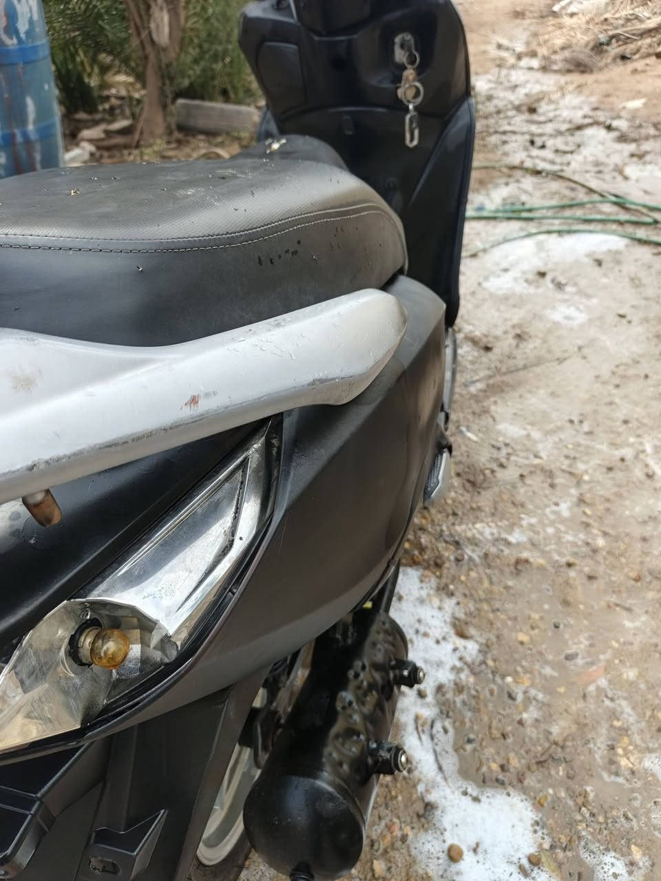 العلام عليكم
دراجه هونداي دايو للبيع
دراجه حلوه وماتوكفك 
السعر 250وبيها مجال للشراي
الرقم: ***********
