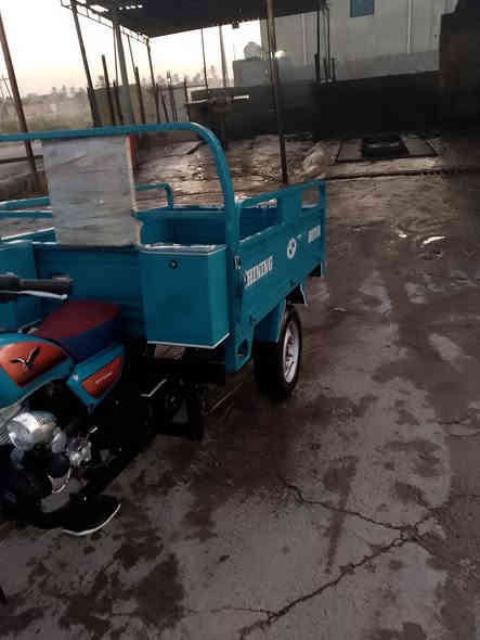 سلام عليكم  ستوته البيع مديل 23 محرك مامفتوح *********** الكهربائيه كله شغاله السعر مليونين ونصف بيه مجال
