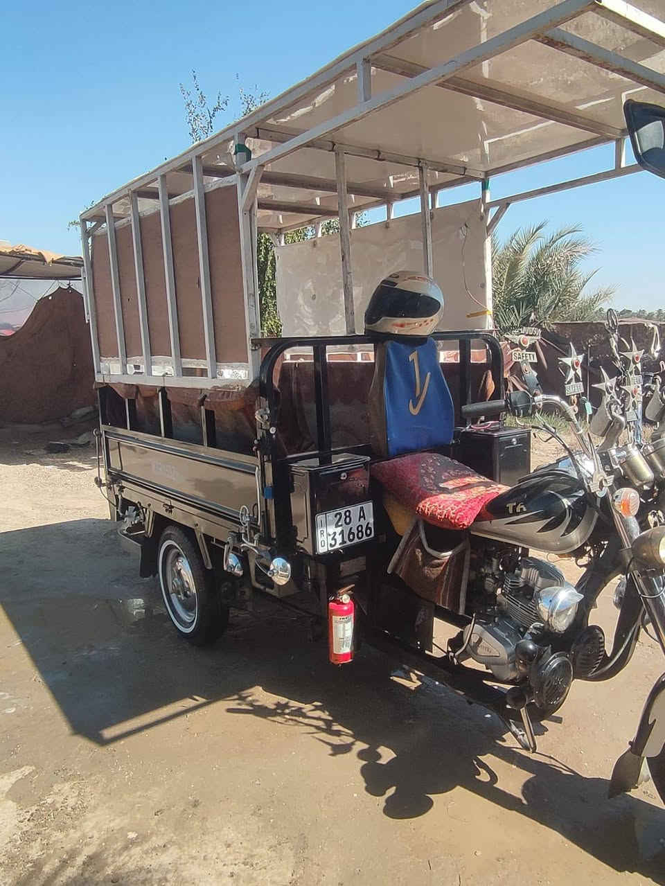 سلام عليكم للبيع موديل 21 رقم وسنويه نكليزي مداور ثاني يوم مكينه مفتوحه🔓
  ستوته ع.بلاد جديده برغي ماعايزه شاصي. 
محجر وياهه للبيع . 
 مكاني نجف قضاءالمشخاب 
اللا سفسار اكثر اتصال على رقم  ***********
