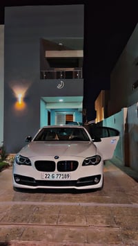 بي ام bmw حجم 520 (خليجي ) وكالة العروش  السياره رقم ارييل الجديد  موا...