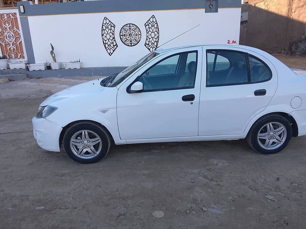 السلام عليكم ساينا موديل 2022 مال شركه ماشيه 89 بدون رقم تترقم قادسيه مكانها ديوانية ومالكهه ديوانية بيهه ضربه بالدوسه  وبيهه دحجات ابيع هلموجود
السعر 29 
للاستفسار الاتصال على الرقم 
***********
