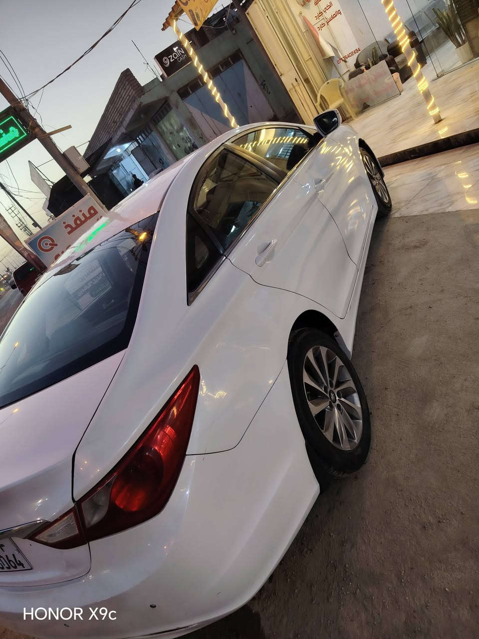 سوناتا موديل 11 مضلع خليجي رقم بغداد دولي مصبوغه اقل الحزام السعر 100 مكانه بالحله للاستفسار الاتصال على الرقم ***********
