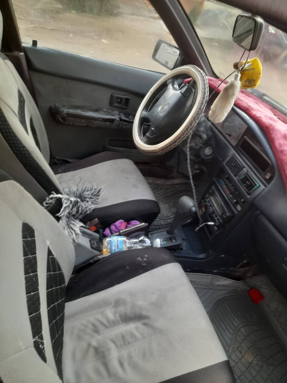 سلام عليكم سياره كورله موديل 91 سنويه السبعه وعشرين تحويل ثاني يوم  سياره خير من الله  جاهزه من كلشي السعر 40وبيه مجال الشراي مكان السياره سامراء 
***********
