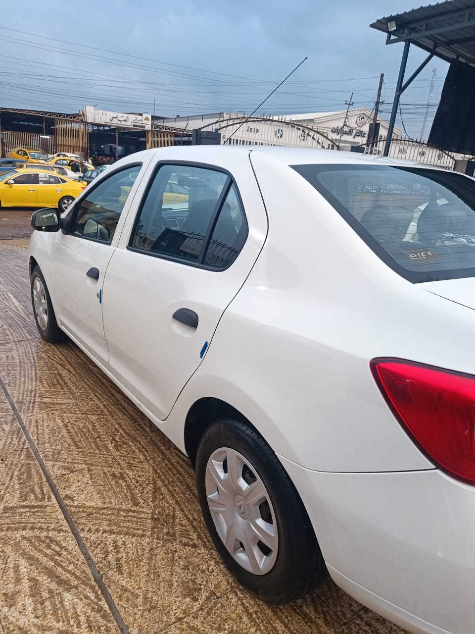 للبيع فقط
2017 بدون صبغ
السعر 80


**إذا كنت صاحب هذا الإعلان وتريد حذفه لأي سبب، رجاءا أرسل رسالة إلى الدعم الفني**