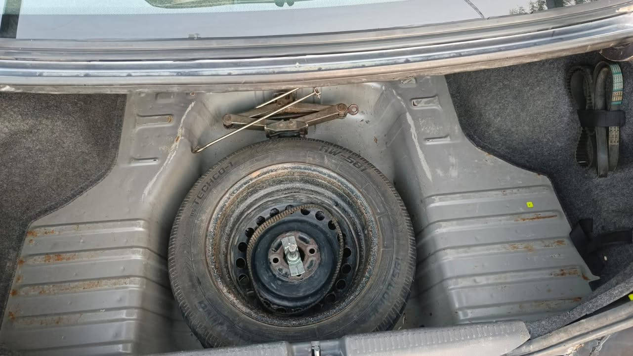 السلام عليكم
لانسر للبيع موديل ٩ كير أتو محرك 1600 رقم بصرة بسمي مشروع وطني سنوية جديد ل 31مابيهه كل نقص السعر 55العنوان  ديالى رقم الهاتف ***********
